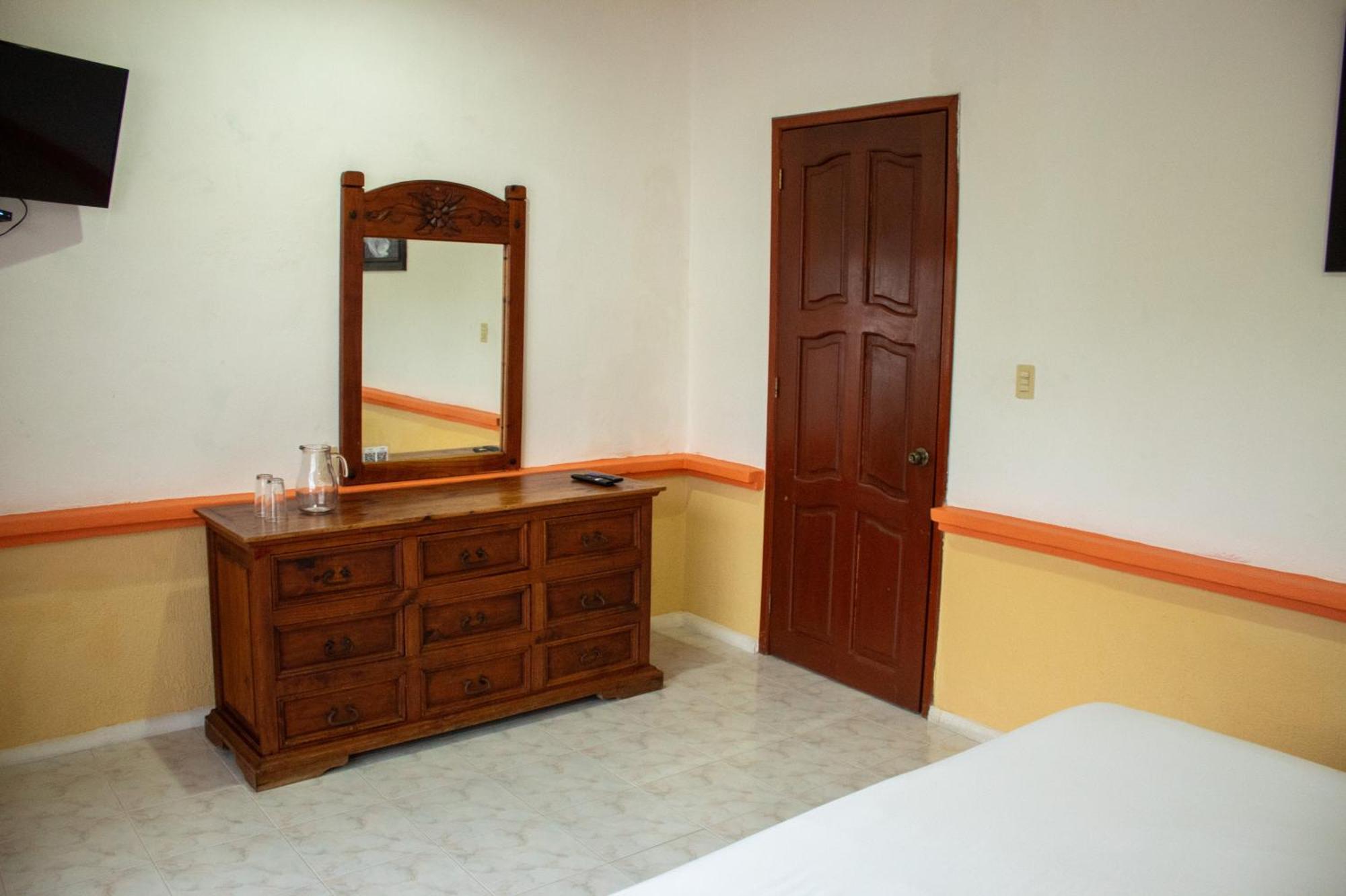 Hotel Vista Caribe 5Ta Av A 5 Pasos De La Playa ปลายาเดลการ์เมน ภายนอก รูปภาพ