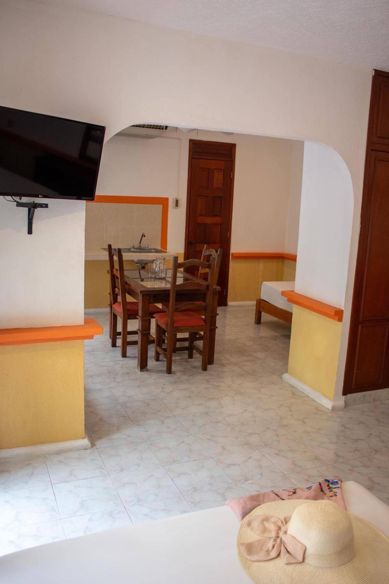 Hotel Vista Caribe 5Ta Av A 5 Pasos De La Playa ปลายาเดลการ์เมน ภายนอก รูปภาพ